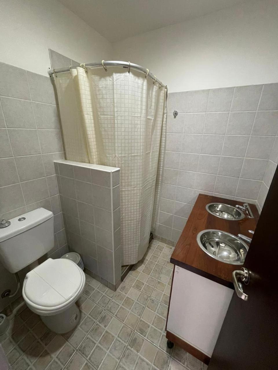 La Colmena Aparts Aparthotel El Calafate Buitenkant foto